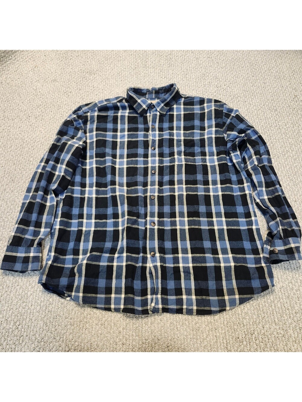 Blue Mountain Men's XL Blue and Black Plaid Cotton Button-Up Shirt